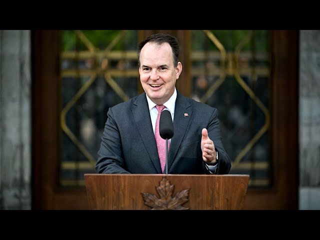 ⁣Steven MacKinnon takes questions after being sworn in as new labour minister