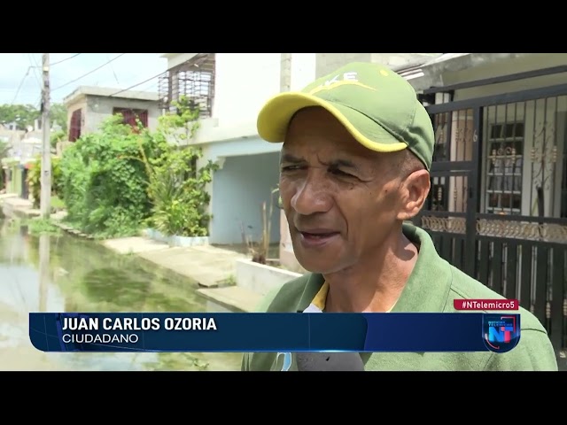 ⁣Moradores en Arroyo Bonito amenazan con huelgas por aguas estancadas tras deterioro del drenaje