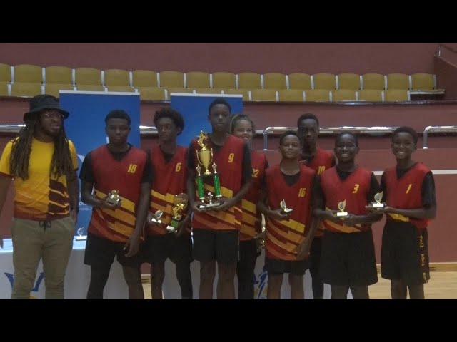 HC wins under 15 & 17 basketball finals