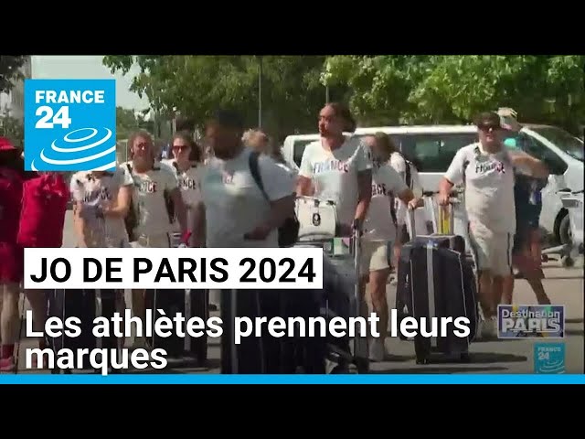 ⁣JO 2024 : des athlètes du monde entier arrivent au Village olympique de Paris • FRANCE 24