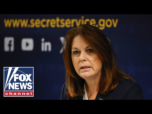 ⁣COMPLETELY INAPPROPRIATE': Expert slams Secret Service director over RNC appearance