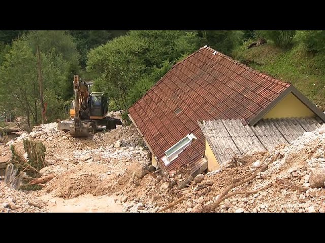 ⁣Schwere Unwetter in Slowenien: 10 Häuser nach Murenabgang verschüttet