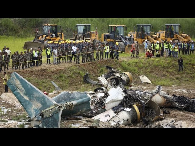 Népal : un avion s'écrase au décollage, 18 personnes tuées, le pilote a survécu