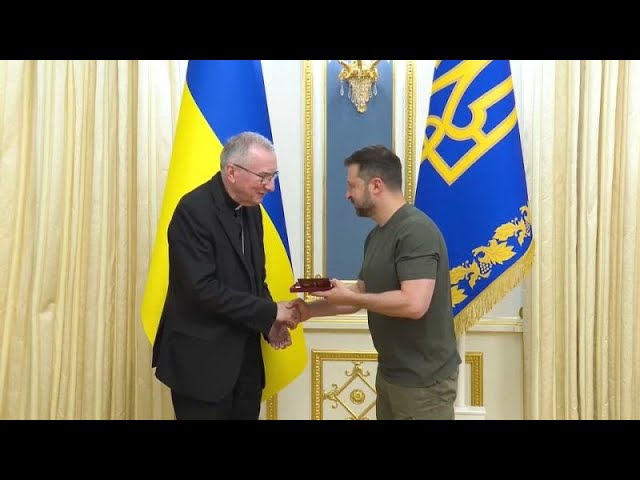 Le Secrétaire d'État du Vatican en visite en Ukraine