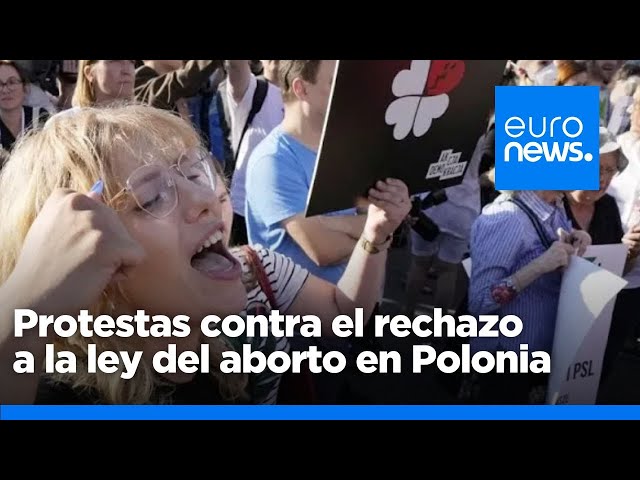 ⁣Multitudinaria protesta en Polonia contra el rechazo parlamentario a despenalizar el aborto