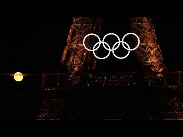 ⁣Ce vendredi soir à Paris, place au spectacle olympique sur la Seine