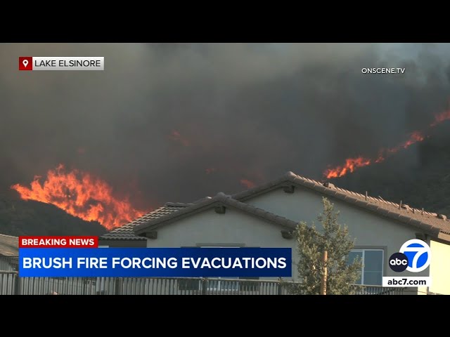 ⁣Evacuations ordered in Lake Elsinore as brush fire threatens homes