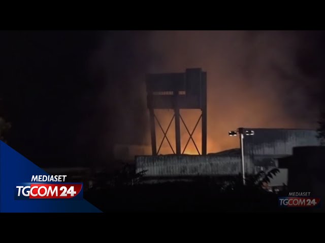 ⁣Caldo, nuovi incendi tra Sicilia e Sardegna