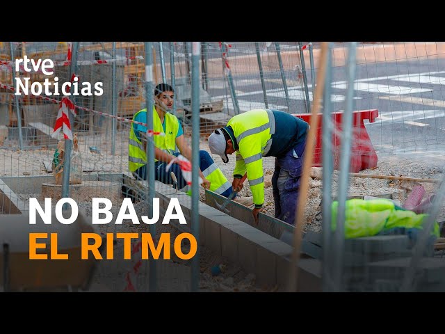 ⁣PIB: La ECONOMÍA ESPAÑOLA CRECIÓ un 0,8% en el segundo trimestre gracias a las EXPORTACIONES | RTVE