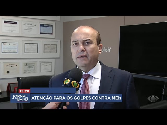 Receita Federal alerta para golpes contra quem é MEI