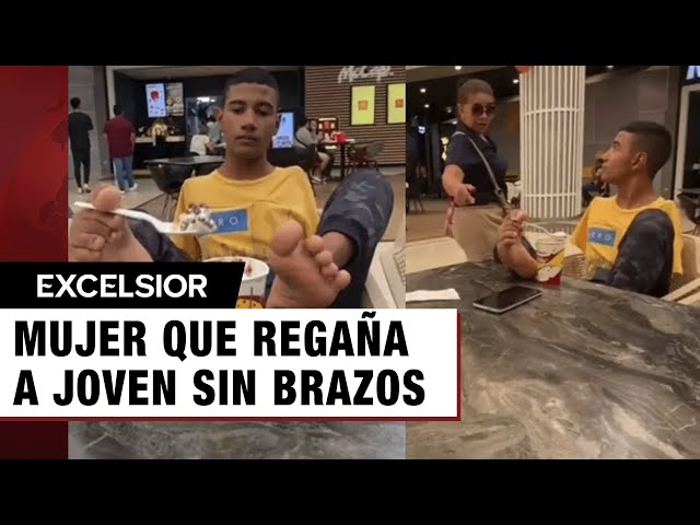 ⁣Joven sin brazos come con los pies en la mesa; mujer lo regaña