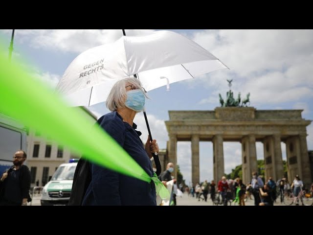 Omas gegen Rechts machen vor den Wahlen in Thüringen und Sachsen mobil