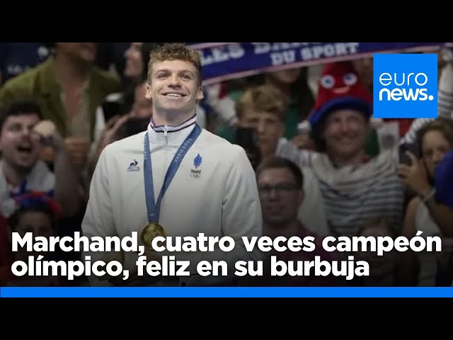 ⁣El nadador francés Léon Marchand, cuatro veces campeón olímpico, feliz en su burbuja