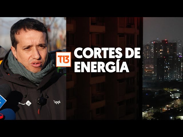 Alcalde de Pudahuel por cortes de energía: "Cada lluvia son tres días sin luz"