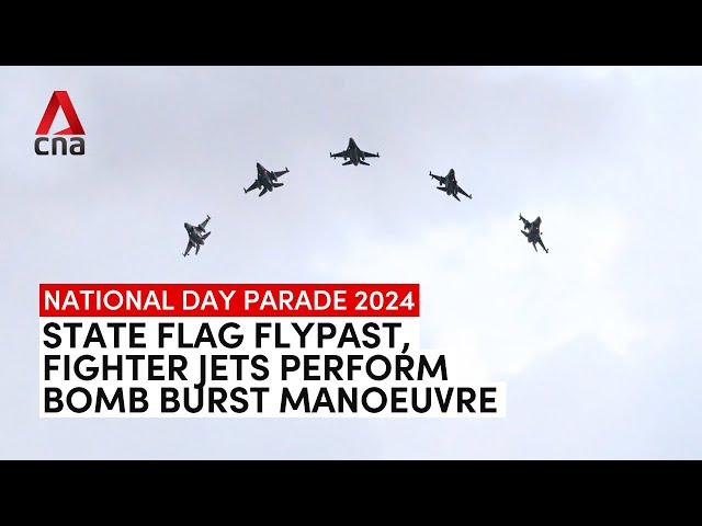 ⁣NDP 2024: State flag flypast, F-16 fighter jets perform bomb-burst manoeuvre over the Padang