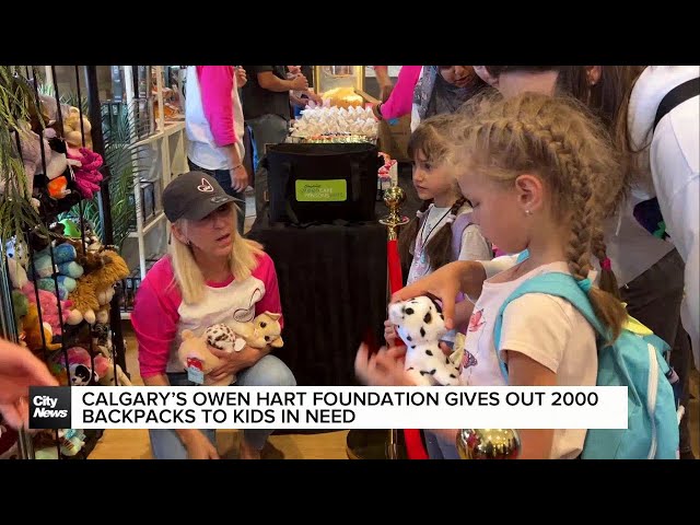 ⁣Calgary’s Owen Hart Foundation gives away backpacks to those in need