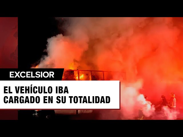 Contratan mudanza en NL y vehículo se incendia; muebles quedan calcinados