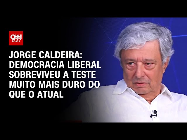 Jorge Caldeira: Democracia liberal sobreviveu a teste muito mais duro do que o atual | WW ESPECIAL