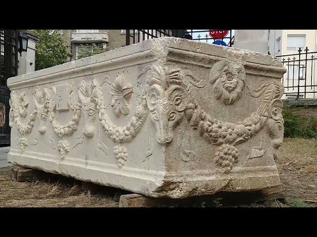 ⁣Bulgarian beach bar sarcophagus turns out to be genuine Roman artefact