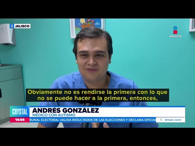 ⁣Conoce a Andrés González, un médico con autismo