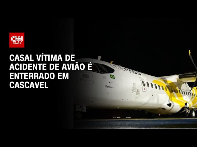 ⁣Casal vítima de acidente de avião é enterrado em Cascavel | CNN ARENA