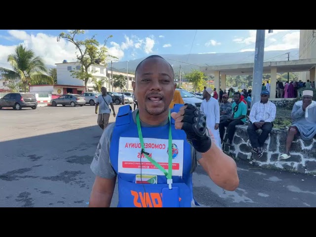 ⁣Yezadjiri : En direct depuis la place de l'independance de Comores.