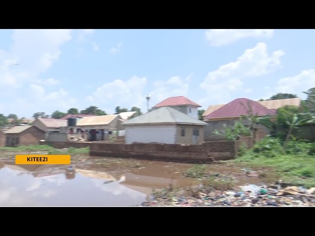 KITEEZI COLLAPSE - Houses submerge in Kiteezi water  pond