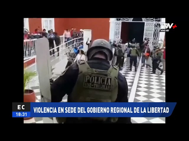 ⁣Pobladores de Parcoy se enfrentan a la PNP en sede del GORE al reclamar por construcción de colegio