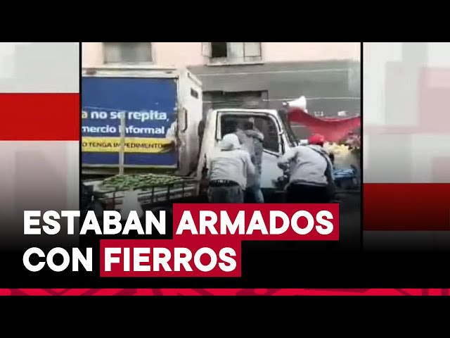 ⁣Ambulantes atacan fiscalizadores de la Municipalidad de Lima