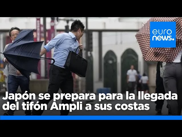 ⁣Japón se prepara para la llegada del tifón Ampil a sus costas