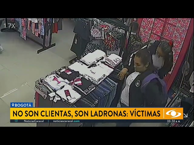 ⁣Pilas con estas mujeres: se hacen pasar como clientas, pero son ladronas de ropa