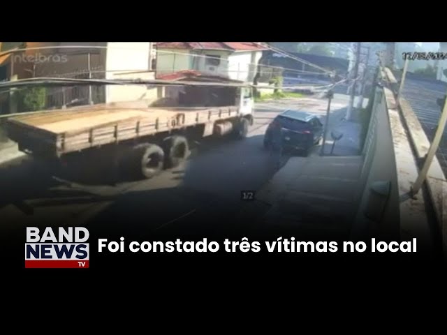 Caminhão desgovernado bate em carros em avenida | BandNewsTV