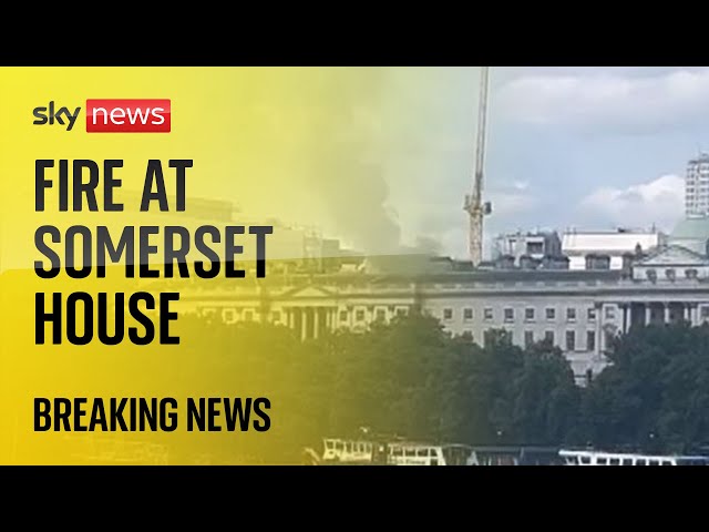 ⁣BREAKING: 100 firefighters tackling blaze at Somerset House in central London