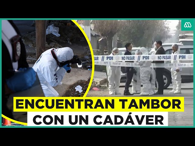 ⁣Macabro hallazgo: Encuentran cuerpo dentro de un tambor en la vía pública