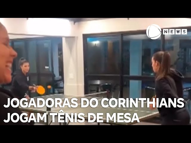 'Brabas' do Corinthians mostram habilidade no tênis de mesa