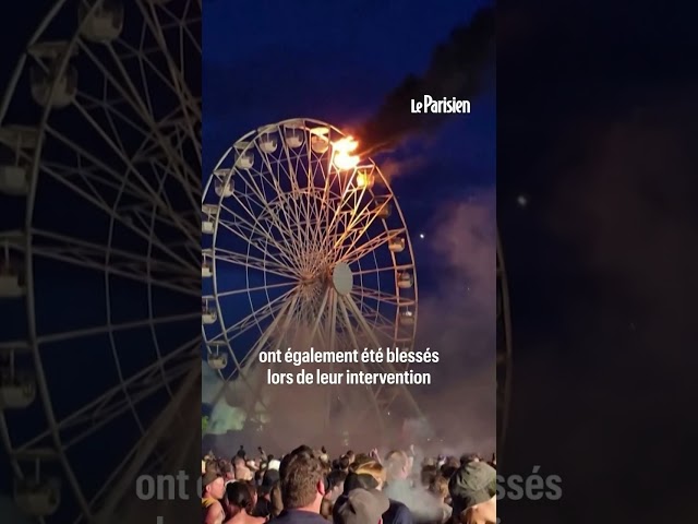 ⁣Une grande roue prend feu pendant un festival en Allemagne