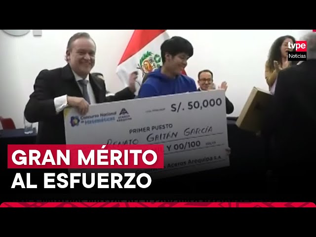 ⁣Premian a primeros puestos del II Concuerso Nacional de Matemáticas