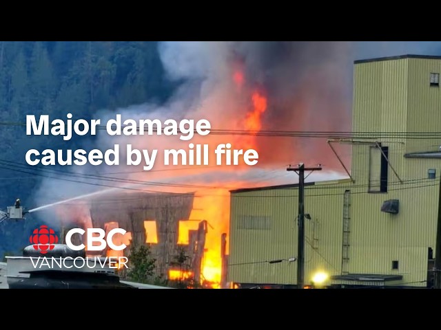 ⁣Large fire at old mill on Port Alberni, B.C., waterfront