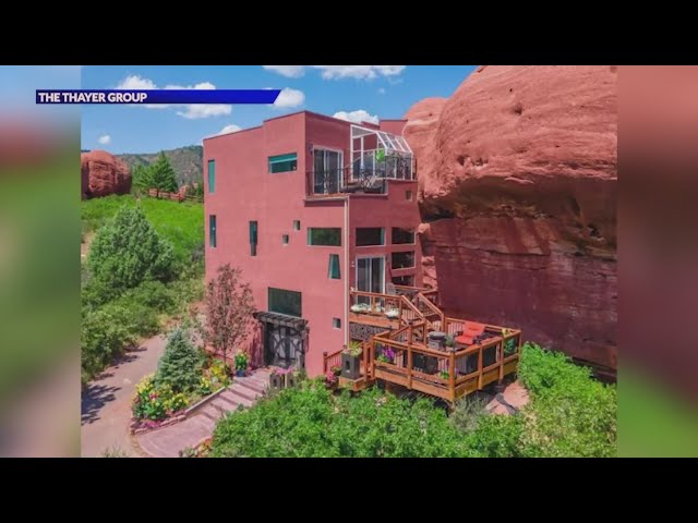 ⁣‘Resort-like’ home built into red rocks hits Colorado market