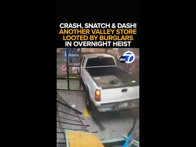 ⁣Smash-and-grab thieves slam pickup truck into Chatsworth smoke shop