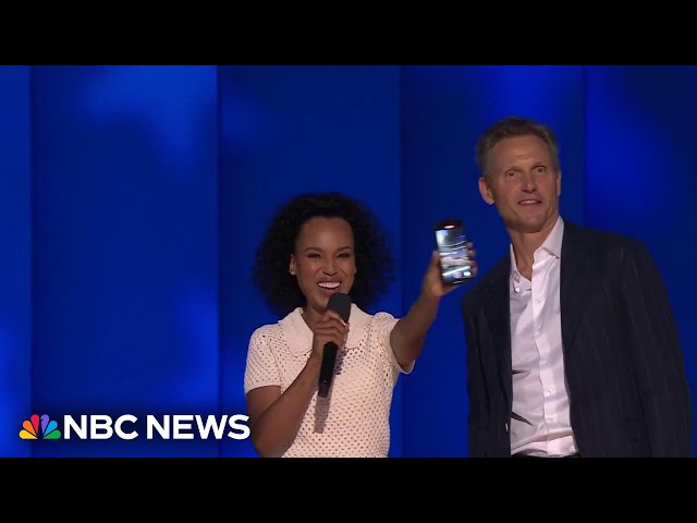 ⁣Kerry Washington and Tony Goldwyn reunite to support Harris at DNC