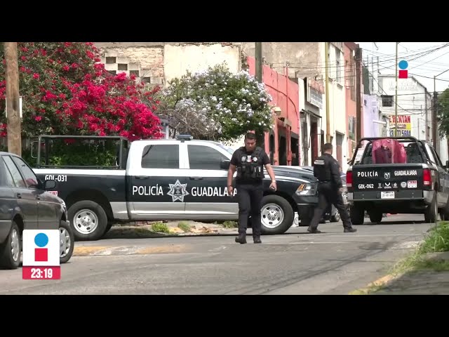 ⁣Localizan cuerpo sin vida sobre un carrito de supermercado | Noticias GDL con Rey Suárez