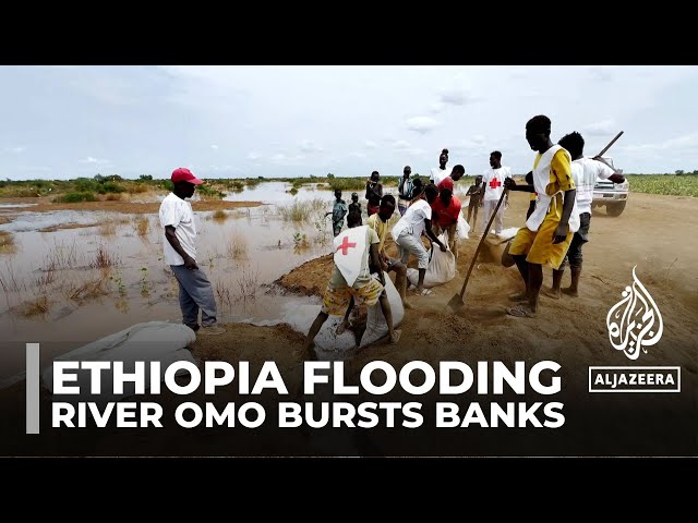 Southern Ethiopia flooding: Efforts to save town after river Omo bursts banks