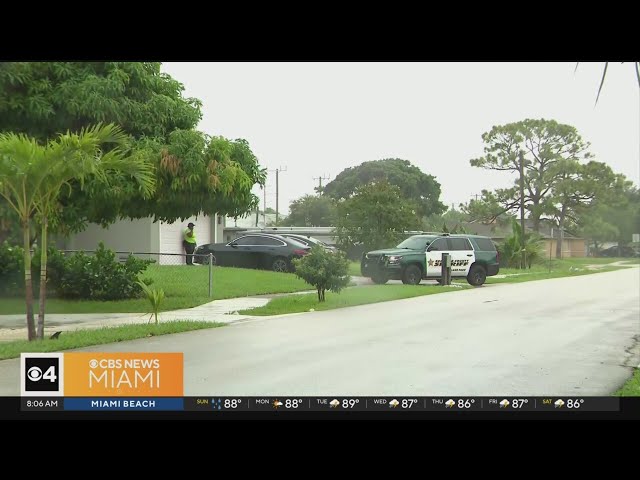 ⁣Man found shot dead in Broward County driveway