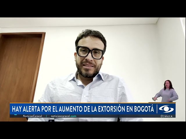 ⁣Aumento de la extorsión en Bogotá: vendedores informales tienen que pagar para trabajar en la calle