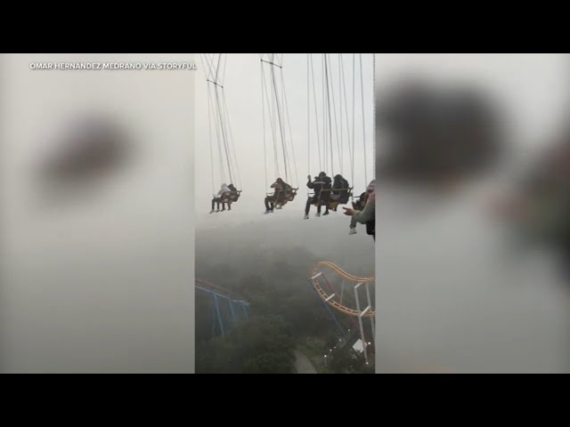 ⁣Riders left dangling midair at Six Flags Mexico during storm