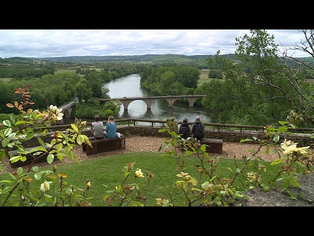 ⁣Découverte : les jardins panoramiques de Limeuil