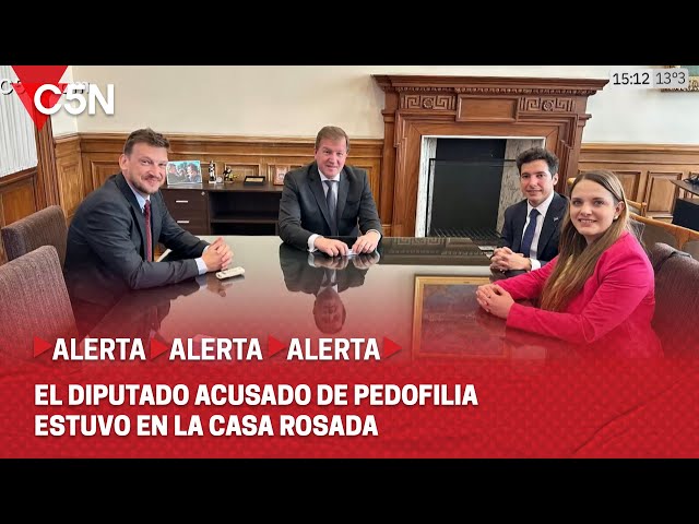 ⁣La FOTO del diputado acusado de PEDOFILIA en CASA ROSADA junto a funcionarios de LA LIBERTAD AVANZA