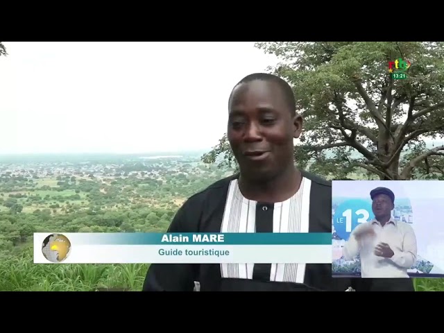 ⁣Une semaine à Gon-Boussougou : la montée sur le  mont Kinda