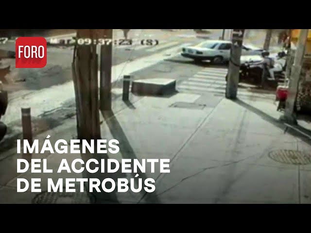 Así fue el momento en que metrobús se queda sin frenos y choca en Eje 1 Norte - Las Noticias